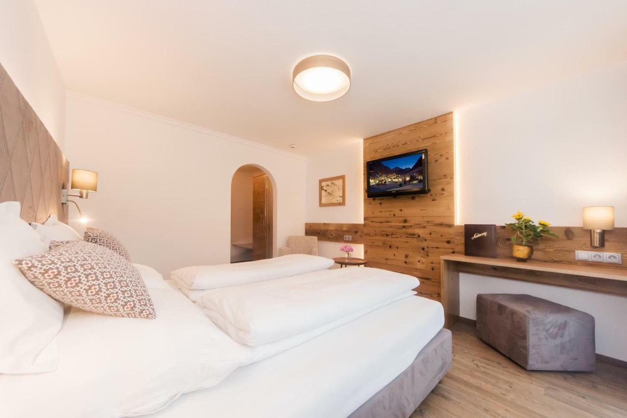 Hotel Antony Ischgl Buitenkant foto